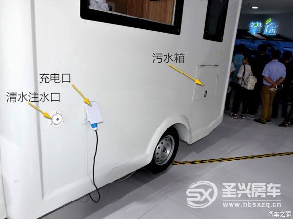 房車(chē)夢(mèng)不再遙遠(yuǎn) 實(shí)拍解放T80旅居車(chē)